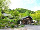5月中旬頃からは新緑が綺麗です。