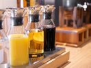 ソフトドリンクやアルコールが楽しめる無料ウェルカムバー♪