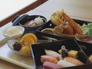 時を巡るこだわりのご夕食をお楽しみください。