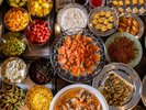 洋食を中心とした約20品の和洋ビュッフェ。迷う時間すら愛おしい、彩り豊かな朝食。