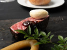 【フレンチディナー】力強い肉の旨みに寄り添う、ふわりと消える儚い口どけのアクセント。