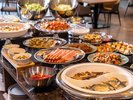 【朝食】「あれもこれも食べたい!」朝から食欲の赴くままに楽しむ。