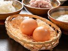 【お料理】平飼いの鶏の新鮮な有精卵