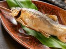 【鮎の塩焼き】10月までのご提供になります。