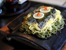 地元の名物「瓦そば」を堪能!※イメージ