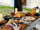 �O�����s���O�̑�햡�uBBQ�v�ΔȂ̑u�₩�ȃ��P�[�V�����Řa�₩�ȂЂƎ������߂������������B