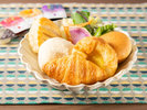 あつあつサクサクのパンをご用意♪