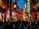 【当館から電車で約40分】日本最大の中華街で、食べ歩きやショッピングを楽しめる「横浜中華街」