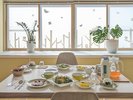 ホテル朝食風景