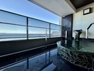 ぐんじょうの湯「手石島」海側テラス