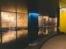 ■大浴場「ラグジュアリーバス」■昼間の明るい開放的な空間とは異なる雰囲気が心地よい◎<ご宿泊者無料>