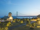 ■庭園-チャペル-■明石海峡大橋を眺めるチャペル。大地を繋ぐ橋のように、ふたりの絆もコネクト☆