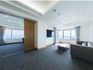 ■本館-ロイヤルスイート-■92u。寝室とリビングの2部屋、ビューバスも備わった舞子ビラNo.1の贅沢空間