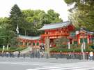 八坂神社西門(徒歩3分)