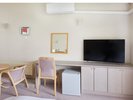 洋室 1〜4名様. (トイレ・洗面台付き,お風呂は大浴場をご利用下さい)