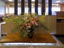 レストラン｢妙菜庵(みょうさいあん)｣入口　季節のお花