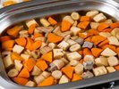 【朝食バイキング】 やさしい味わいの和惣菜も人気メニューのひとつ。