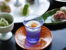 旬の食材を使用した季節の移ろいを感じるお