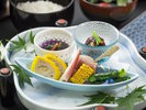 【肥後会席】前菜、一文字ぐるぐる・辛子蓮根・馬肉の金山寺和え