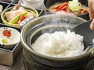 【別邸さくらの朝食】贅沢素材と、土鍋で炊いたふっくらご飯。