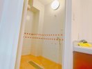 【ペット洋室】ワンちゃん専用のシャワールームがあります