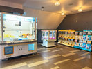 【ゲームコーナー】クレーンゲームやガチャガチャなどをご用意。