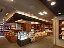 【本館ひぜんや売店】大自然には売店がございませんので、本館までご移動をお願い致します。