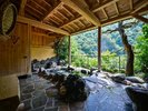 【もみじ谷】貸切露天風呂からの絶景をお楽しみください