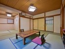 【山の景色を愉しむ ひろびろ和室 10畳】