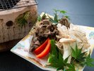 【別注料理 採れたて舞茸の炭火焼き】香り高い老神の舞茸を炭火焼きでどうぞ