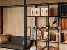ライブラリーコーナー:地域の名品、地元のアーティスト、工芸作家による作品のご紹介