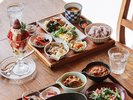 カフェ・サマナラガーデン(ホテルから車で4分):自家菜園の有機野菜のごはんとスイーツのカフェ