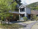 「東府や資料館」では、東府やに所縁のある徳川家康の側室「お万の方」などの資料を展示しております