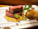 【お食事】山形牛ステーキは上質な旨みとやわらかな肉質をお楽しみいただけます。