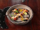 【お食事】旬魚の焼物 素材の旨みを活かした、会席料理ならではの味わいをお楽しみいただけます。