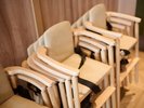 お子様用の椅子もご用意しております|トラットリア&ブッフェ アルトゥーラ