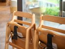お子様用の椅子もご用意しております|トラットリア&ブッフェ アルトゥーラ