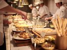 トラットリア&ブッフェ アルトゥーラ|夕食会場