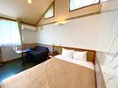 本館客室201号室(喫煙/Wベッド/7畳)建物分煙、喫煙部屋