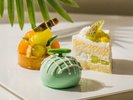 4階 ザ・ラウンジ 6月 メロンクラウンショート・ダブルメロンパールタルト・エメロード