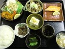 【日替わり夕食一例】ご飯は魚沼産コシヒカリ!おかわり自由です!