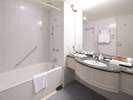 デラックスツインルームはバス・トイレ別となっております。ご家族でのご利用におすすめのお部屋です。