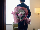 記念日イメージ│花束│プロポーズ、サプライズのお祝いに│ルームサービス、お部屋にセットどちらも可