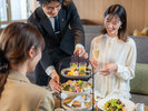 【コンテンポラリーグリル&ラウンジ レッドフランマ】ハイティ 夜のアフタヌーンティー