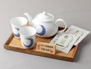客室備品:伊万里焼のティーセット