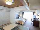 【和洋室(バス・トイレ付き、4名定員)】40�u以上の広々とした空間でお寛ぎください!