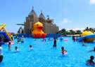 【伊豆ぐらんぱる公園】ウォーターらんどぷるぷる。水深が浅くお子様連れでも安心。ホテルから車で約30分