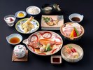 【玉手箱御膳】頭尾20cm以上の金目鯛姿煮がお一人につき1尾付いています♪ ※写真は一例