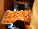【朝食イメージ】焼きたてパン