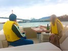 海上でチェックインしながらアペリティフがお楽しみいただけます
